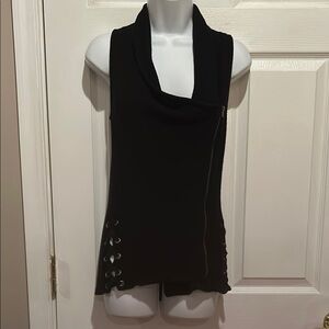 Redhaute Elegant Black Sleeveless Sweater Top